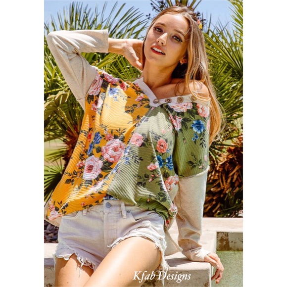 ❤️LAST ONE!  V Neck Floral Soft Color Block Henley Top! - Picture 10 of 15